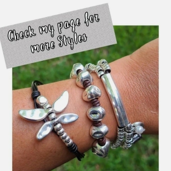 Dragonfly • Boho Necklace • Red Crystal - Picture 6 of 6